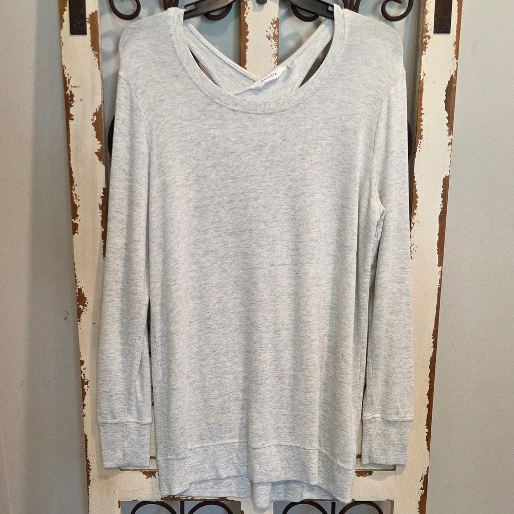 Athleta Womens M Light Gray Heather Cross Back Cutout Long Sleeve Sweatshirt Top